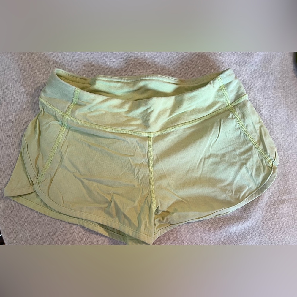 Ivivva Lululemon Girls shorts size 12